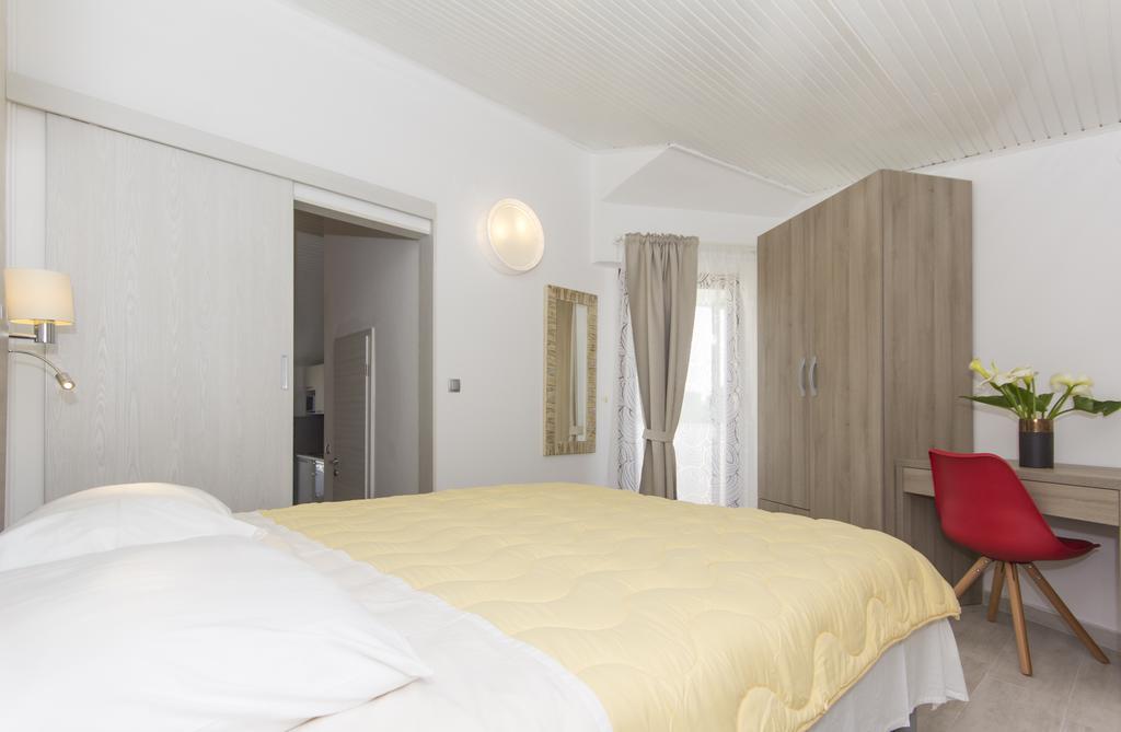 Alison Apartments Premantura Zewnętrze zdjęcie