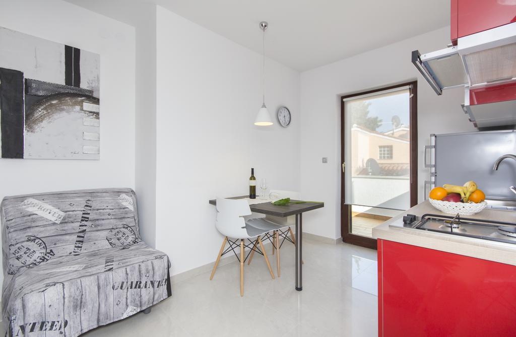 Alison Apartments Premantura Zewnętrze zdjęcie