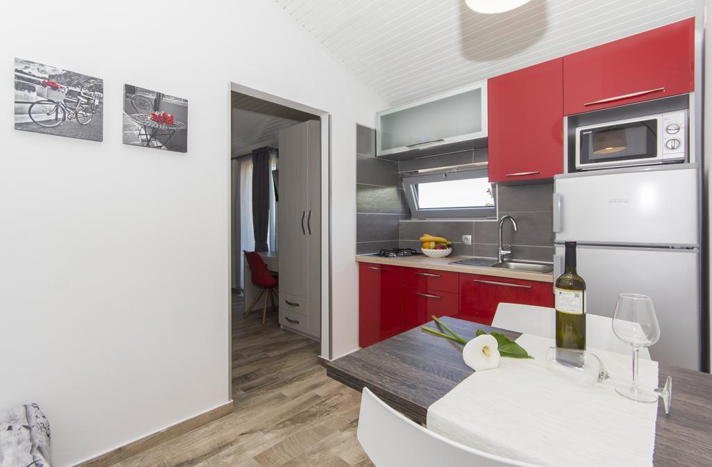 Alison Apartments Premantura Zewnętrze zdjęcie