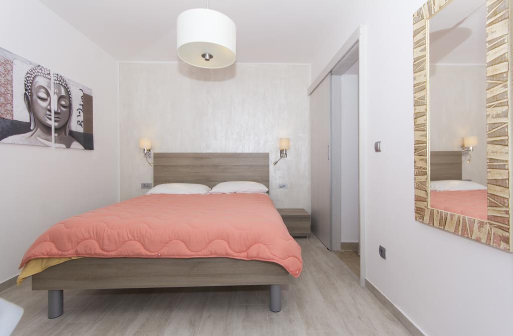Alison Apartments Premantura Zewnętrze zdjęcie