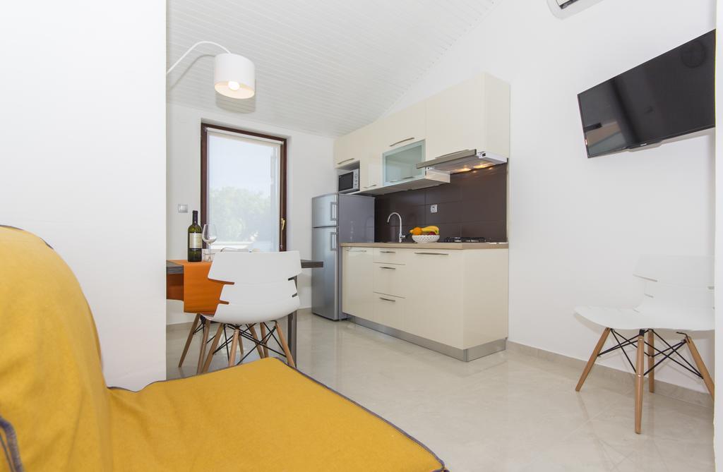 Alison Apartments Premantura Zewnętrze zdjęcie
