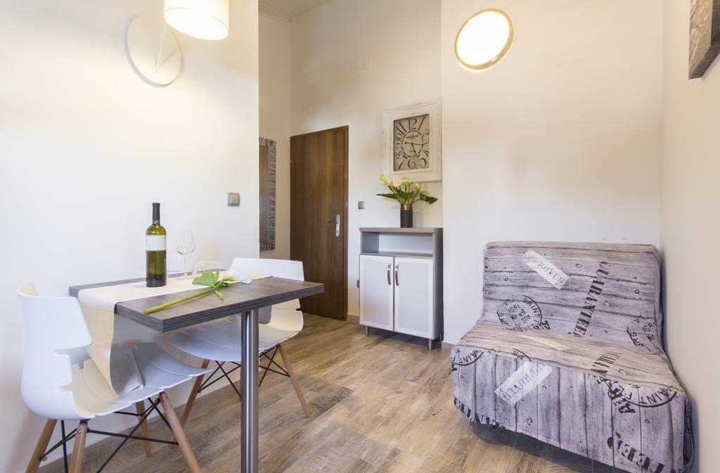 Alison Apartments Premantura Zewnętrze zdjęcie