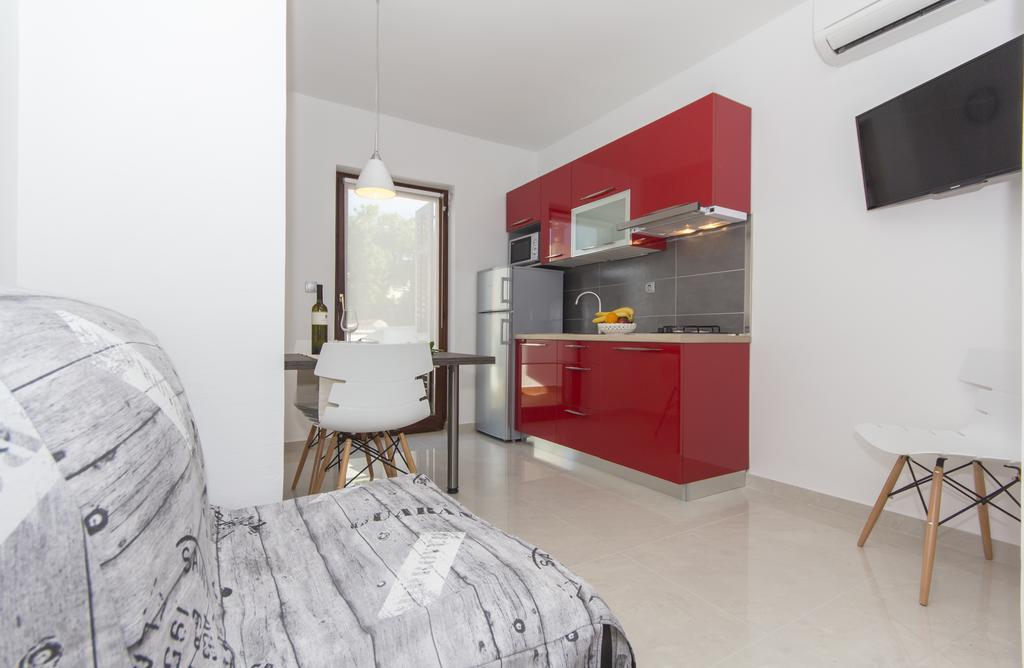 Alison Apartments Premantura Zewnętrze zdjęcie