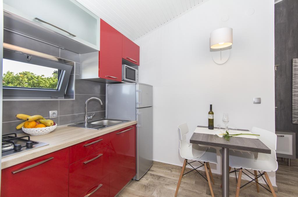 Alison Apartments Premantura Zewnętrze zdjęcie
