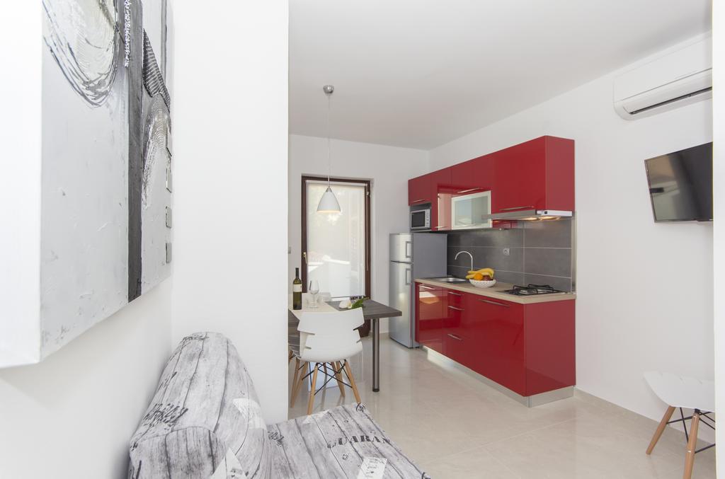 Alison Apartments Premantura Zewnętrze zdjęcie