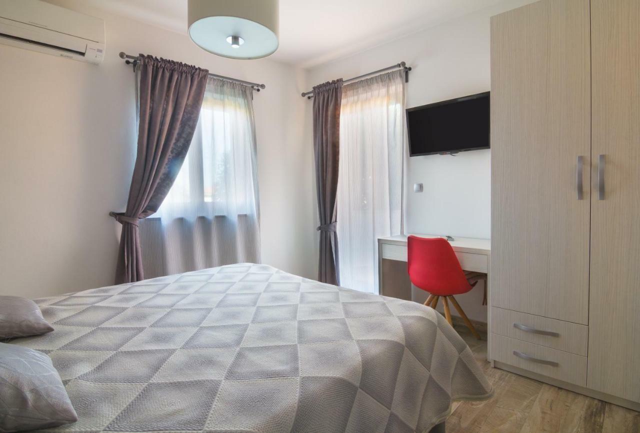 Alison Apartments Premantura Zewnętrze zdjęcie